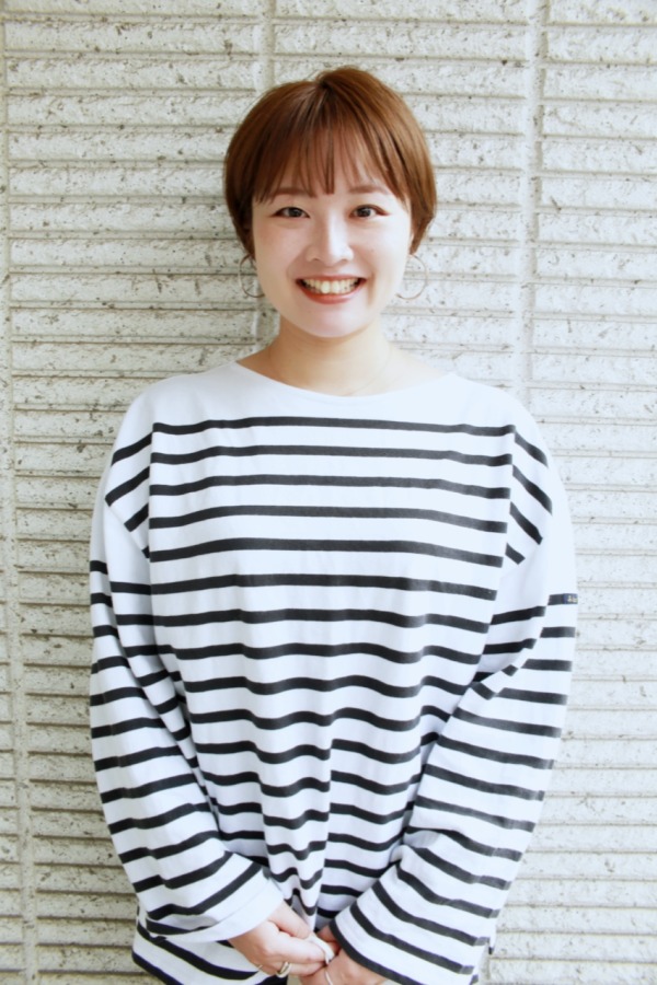 スタイリスト本島 奈々子